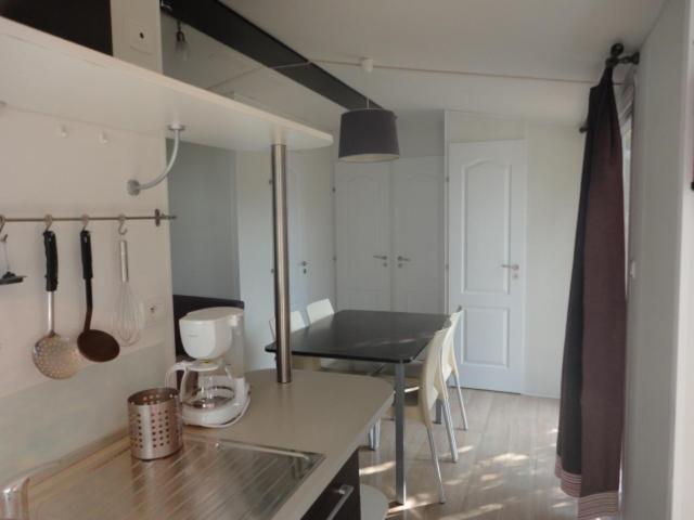 Mobil Home 6 Personnes Rocbaron Exterior foto